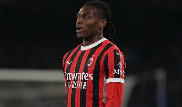 Леау повернувся до стартового складу Мілана на кубкове Derby della Madonnina проти Інтера
