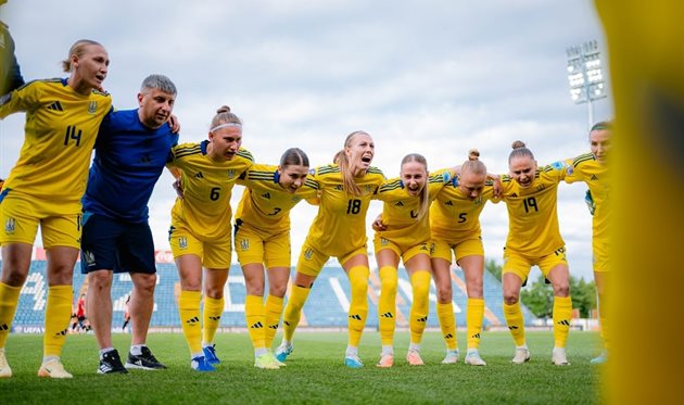 Жіноча збірна України, УАФ