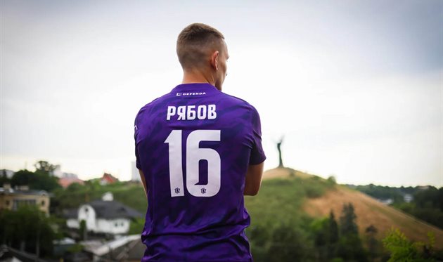 Артур Рябов, ФК ЛНЗ