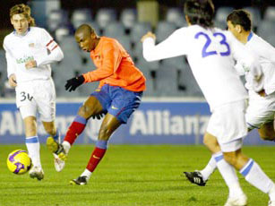 Фото www.pfc-kuruvchi.com