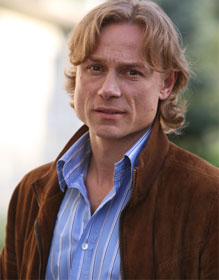 Валерий Карпин  