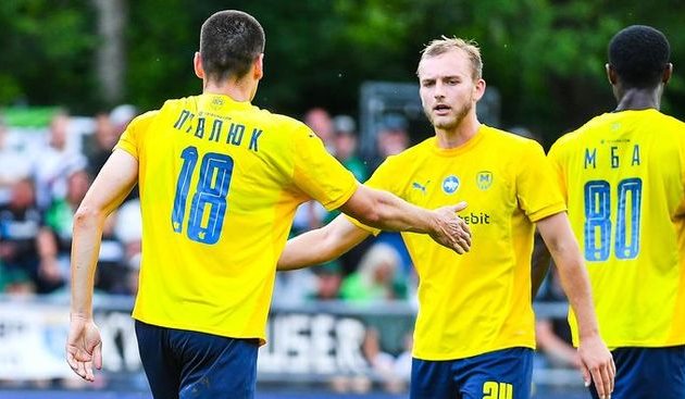 фото ФК Металіст 1925