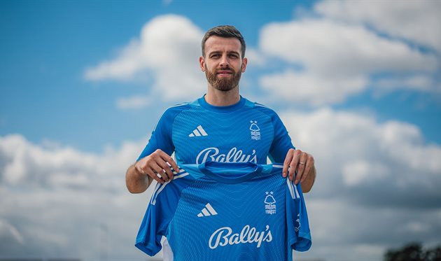 Angus Frazer James Gann, FC Nottingham Forest