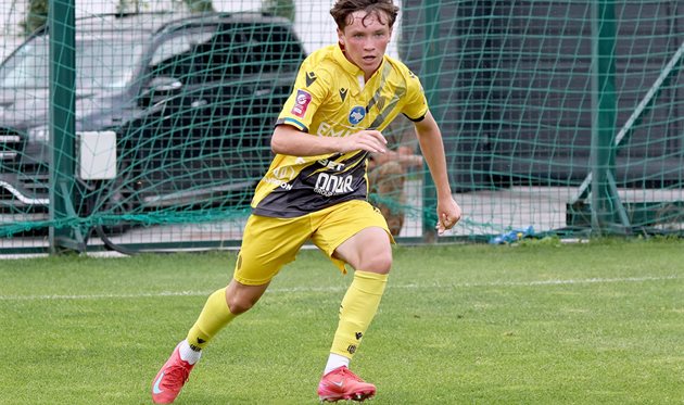 Олег Дзюринець, fcruhlviv.com