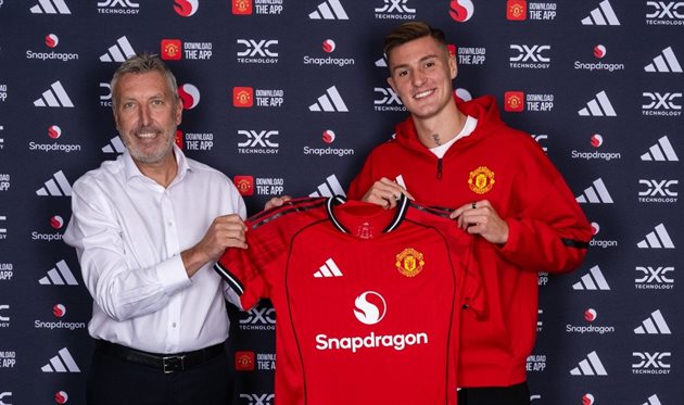 Беньямін Шешко, ФК Манчестер Юнайтед