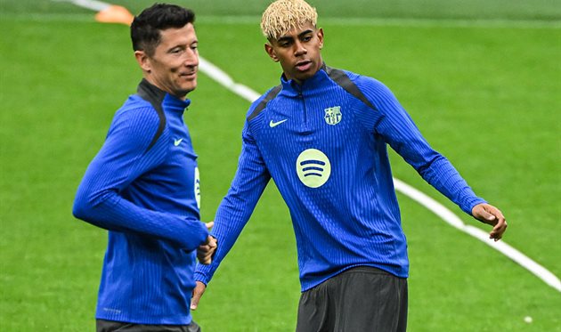 Robert Lewandowski and Lamine Yamal, Getty Images