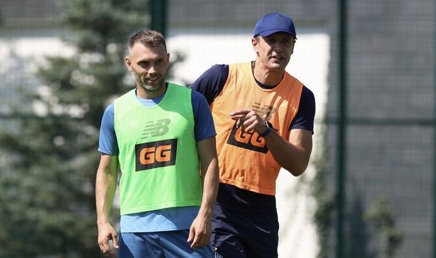 Олександр Караваєв та Олександр Шовковський, фото ФК Динамо Київ