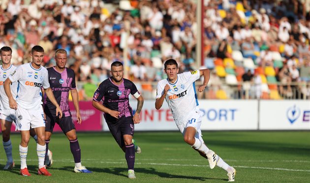 Епіцентр — Динамо Київ 1:4 Відео голів та огляд матчу 16.08.2025 — football.ua