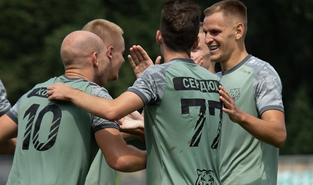 Прикарпаття-Благо - Чернігів, ФК Чернігів