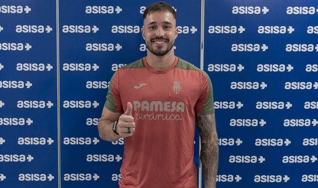 Арнау Тенас, villarrealcf.es