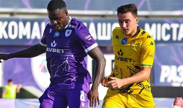 ЛНЗ — Рух, фото УПЛ