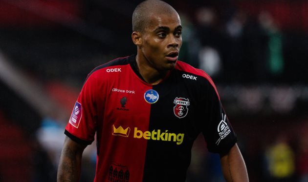 Деніс Ндукве, фото НК Верес