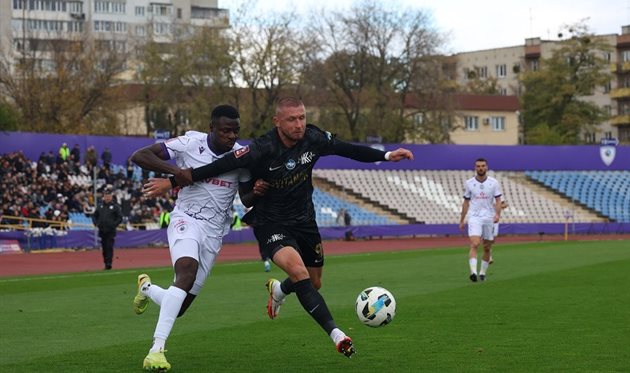 ЛНЗ — Колос, ФК ЛНЗ