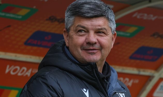 Vitaly Ponomaryov, FC LNZ