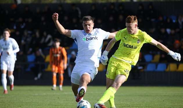 Ponomarenko (left), photo by Dynamo