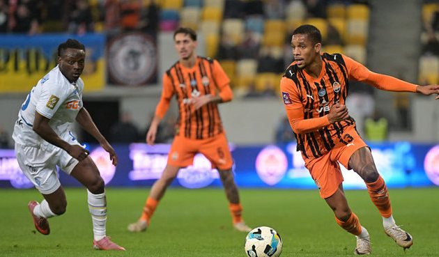 Шахтар — Динамо Київ 3:1 Відео голів та огляд матчу 02.11.2025