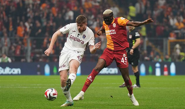 Арсеній Батагов (ліворуч), getty images