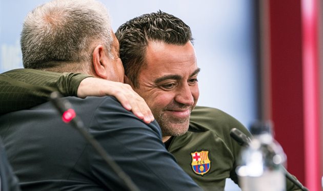 Хаві та Жоан Лапорта, Getty Images