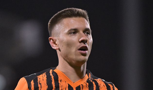 Назарина, Шахтар