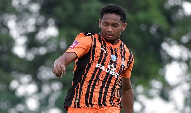 Егіналду, ФК Шахтар