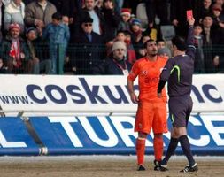 Роковой момент матча, sabah.com.tr