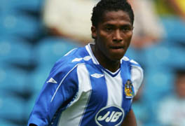 Луис Антонио Валенсия  