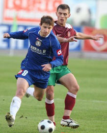 С мячом Григорий Баранец