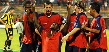 Индепендьенте разбило Пеньяроль