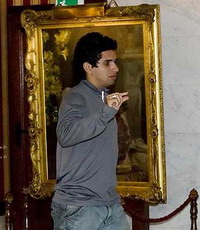 Гильерме в мадридском отеле, где проходят переговоры, marca.es