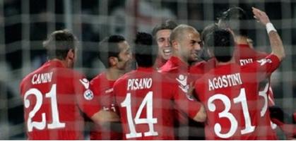 Гости отмечают первый гол, фото AP