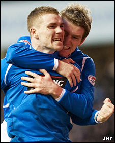 Хозяева открыли счет, bbc.co.uk