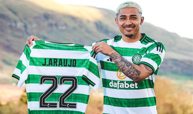 Хуліан Араухо, ФК Селтік