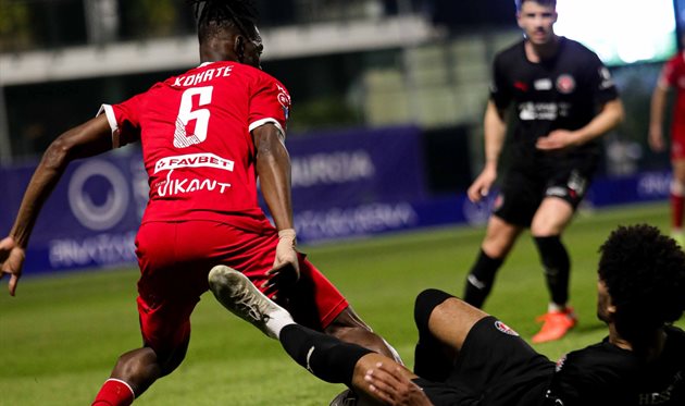 Кривбас - Мідтьюлланн, ФК Кривбас