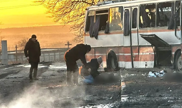 російський дрон атакував службовий автобус на Дніпропетровщині, ДСНС