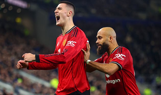 Беньямін Шешко та Браян Мбемо, Getty Images