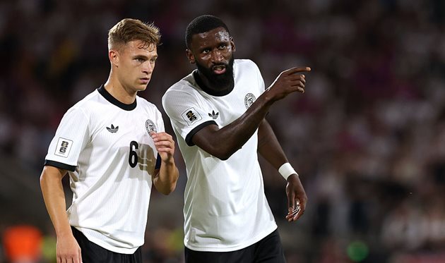  Йозуа Кімміх та Антоніо Рюдігер Getty Images