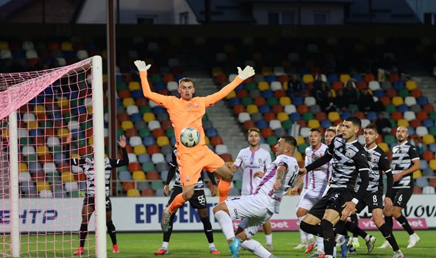 Епіцентр - Зоря, ФК Епіцентр