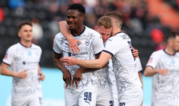 Металіст 1925 — Верес, фото ФК Металіст 1925