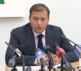 Голос за кадром: 