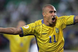 Хенрик Ларссон