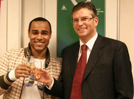 Пили за приход, выпьют и за расставание...