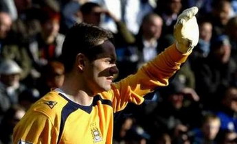 Шей Гивен, Reuters