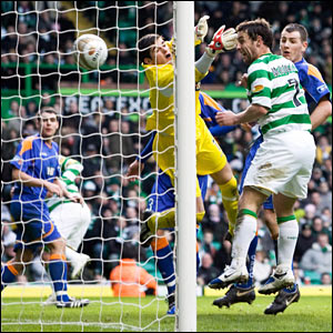 Макдональд забивает, bbc.co.uk