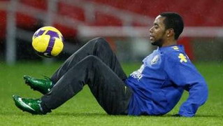 Робиньо, Reuters