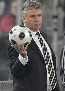 Гус Хиддинк, фото AFP