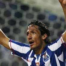 Бруну Алвеш