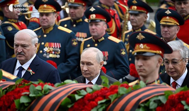 Парад до 9 травня в рф, Reuters