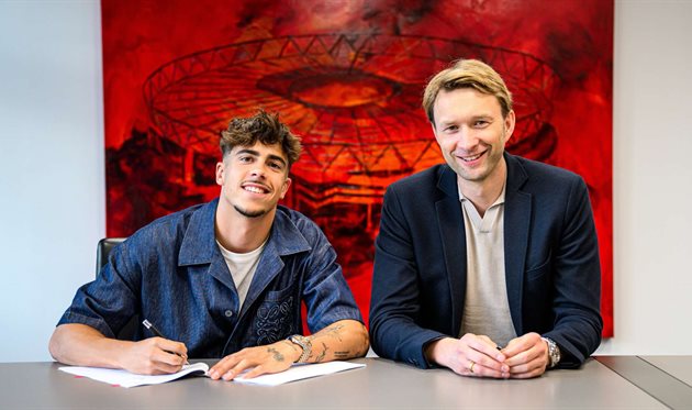 Афоншу Морейра й Сімон Рольфес, bayer04.de