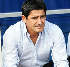 Николай Костов