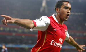 Тео Уолкотт, фото fansonline.net